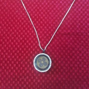 Custom made necklace with magnectic lock it oendan